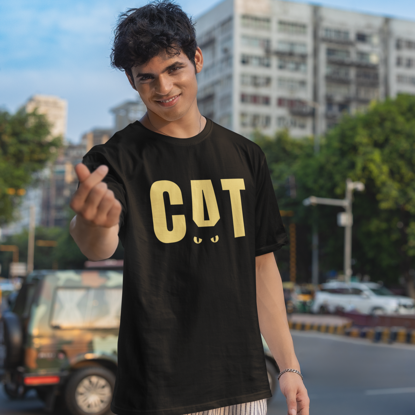 Cat Eye Black Tshirt